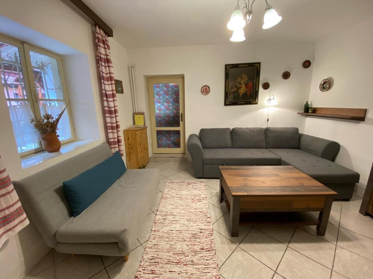Árpád nyaralóház Sarud Exterior foto